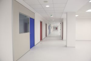 puertas fenolicas para hospitales
